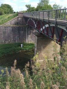 Iron trunk aqueduct